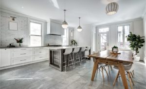 Co to jest home staging? Kompleksowy przewodnik po profesjonalnym przygotowaniu nieruchomości